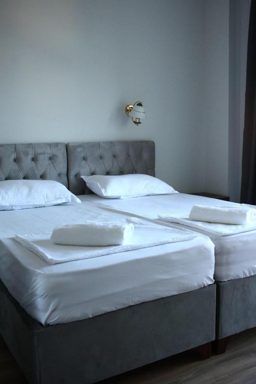 Majestic Hotell Kobuleti Eksteriør bilde