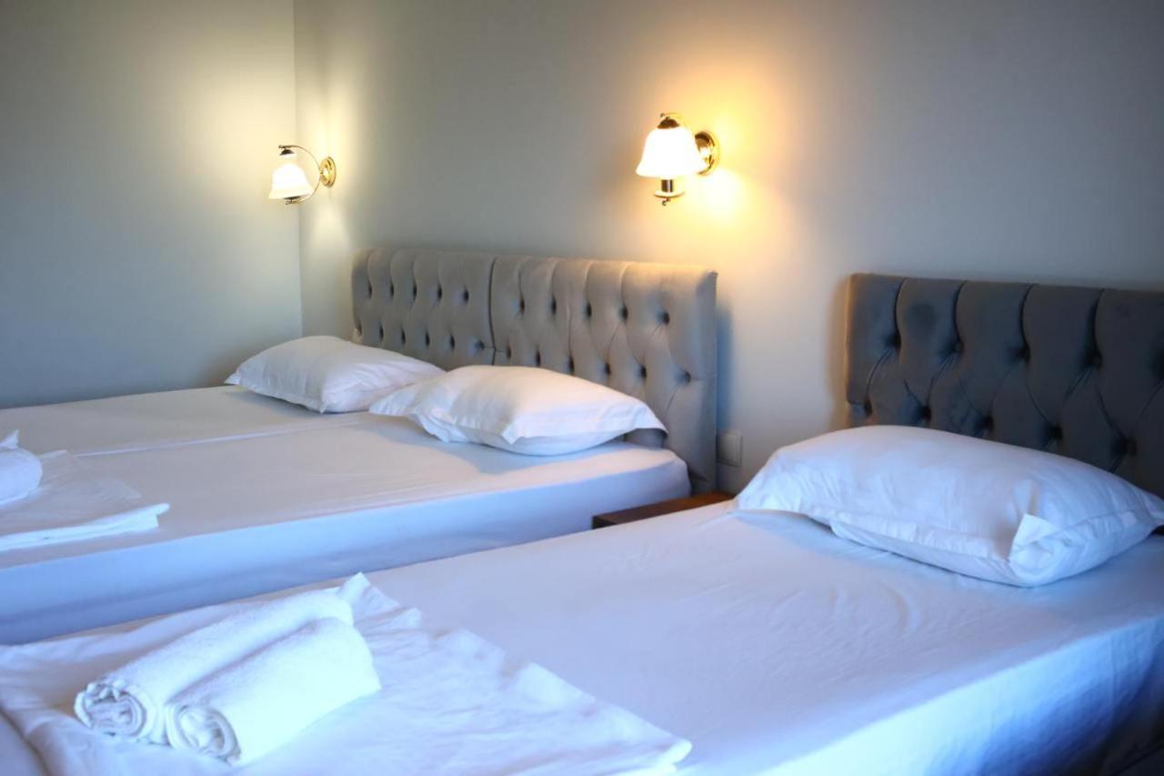 Majestic Hotell Kobuleti Eksteriør bilde